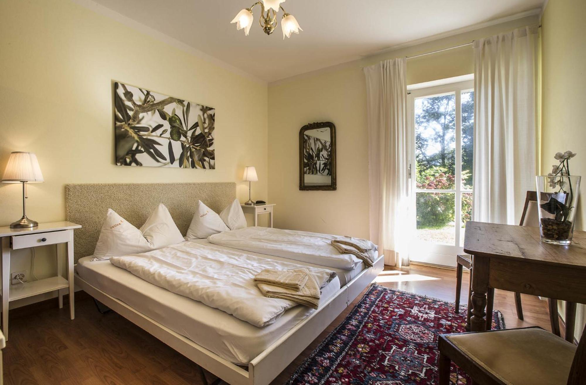 Casa Calina Hostel Лугано Стая снимка